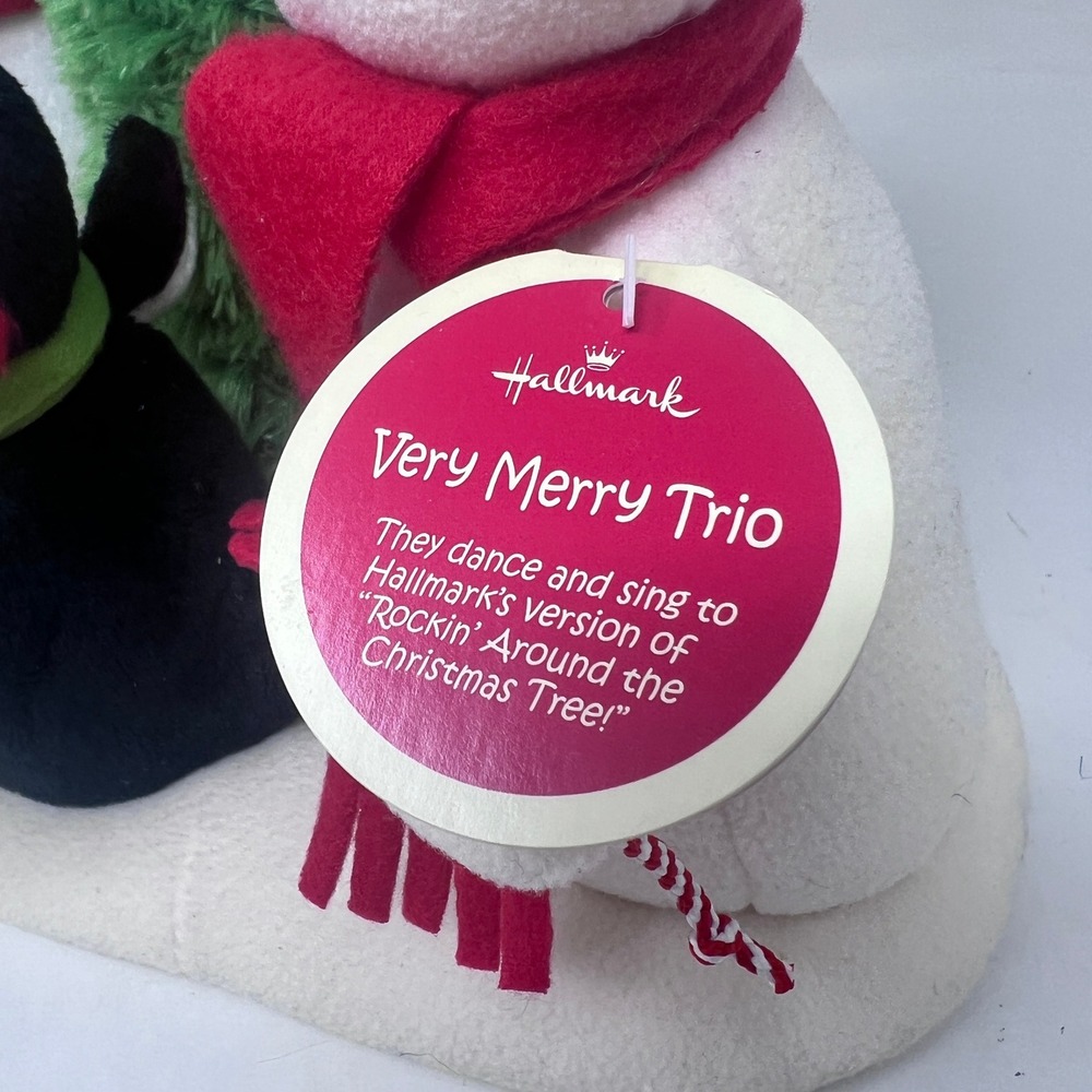 Hallmark Very Merry Trio Snowman Penguins Christmas Tree Musical Animated w/ tag - Picture 5 of 9